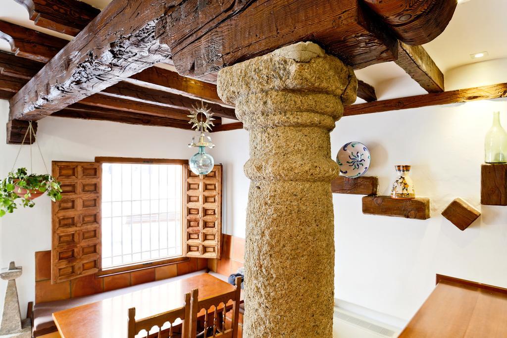 Posada Del Tio Juanon 나발카르네로 외부 사진